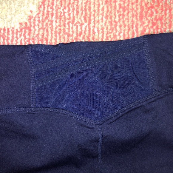 Fabletics Leggings! - Picture 5 of 7